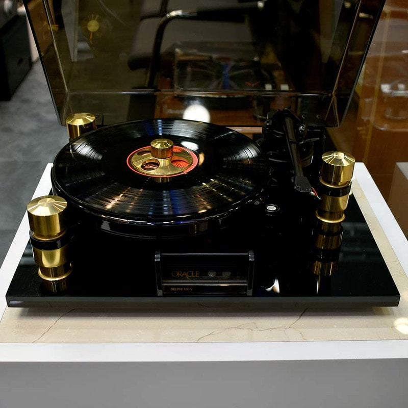 Oracle Delphi Mk IV Turntable with SME Series V Tonearm 오라클 턴테이블 중고